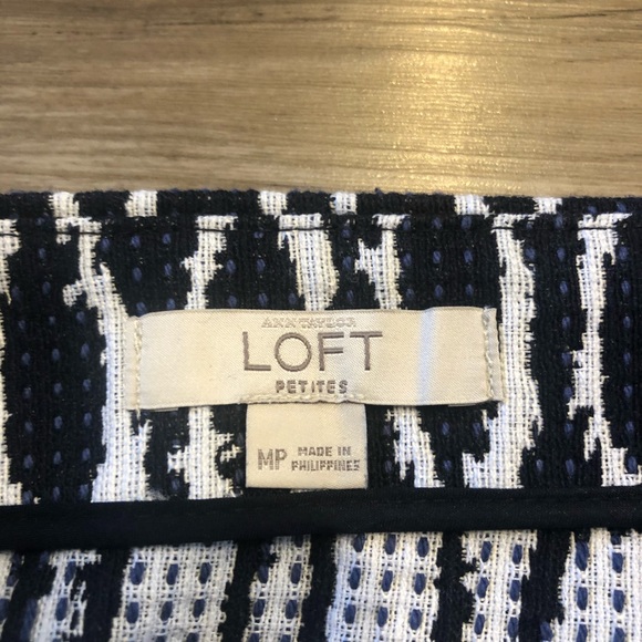 Loft patterned faux wrap pencil skirt - Picture 5 of 6